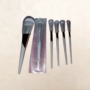 Complex Culture makeup brushes NWOT NIB
